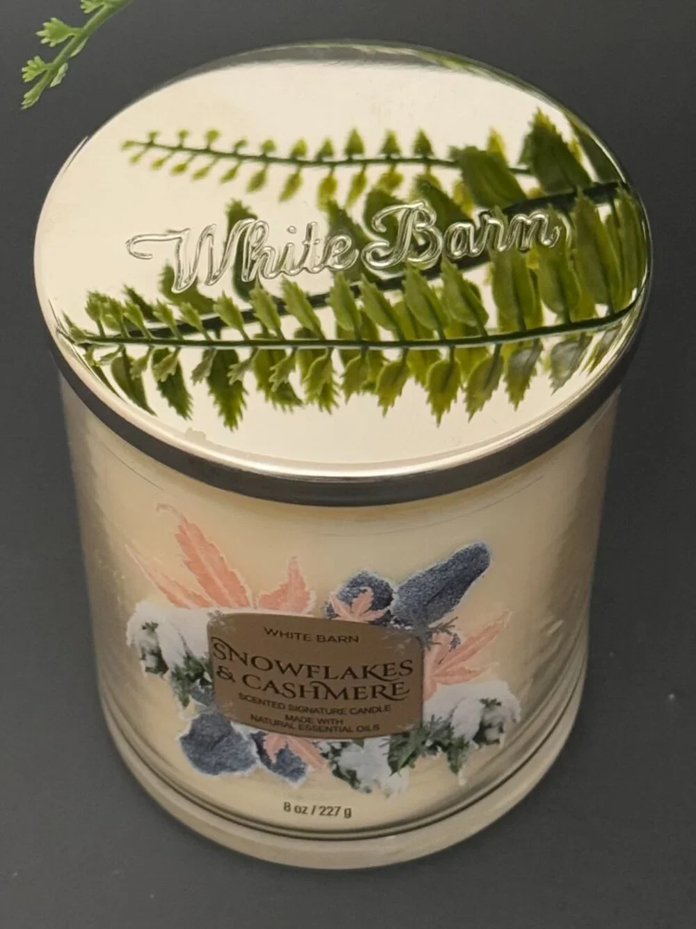BBW Snowflakes & Cashmere White Barn Bath & Body Works Single Wick Candle - Picture 4 of 10